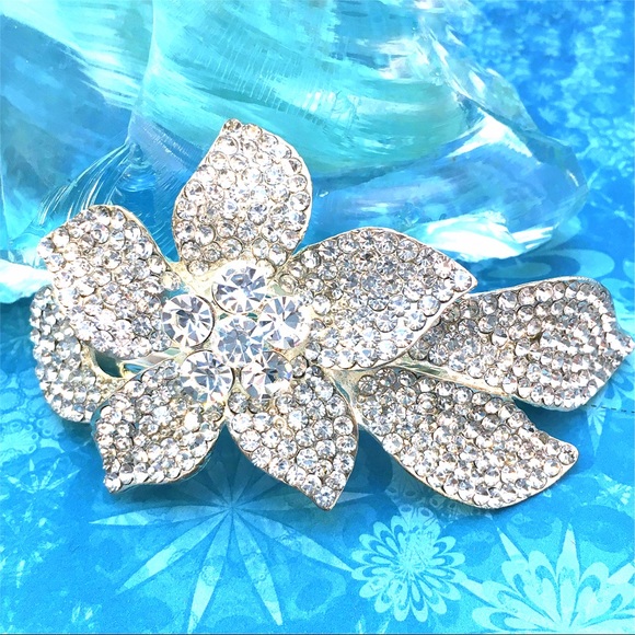 Jim Ball Accessories - Austrian Crystal Barrette Jim Ball Accessories - Austrian Crystal Barrette